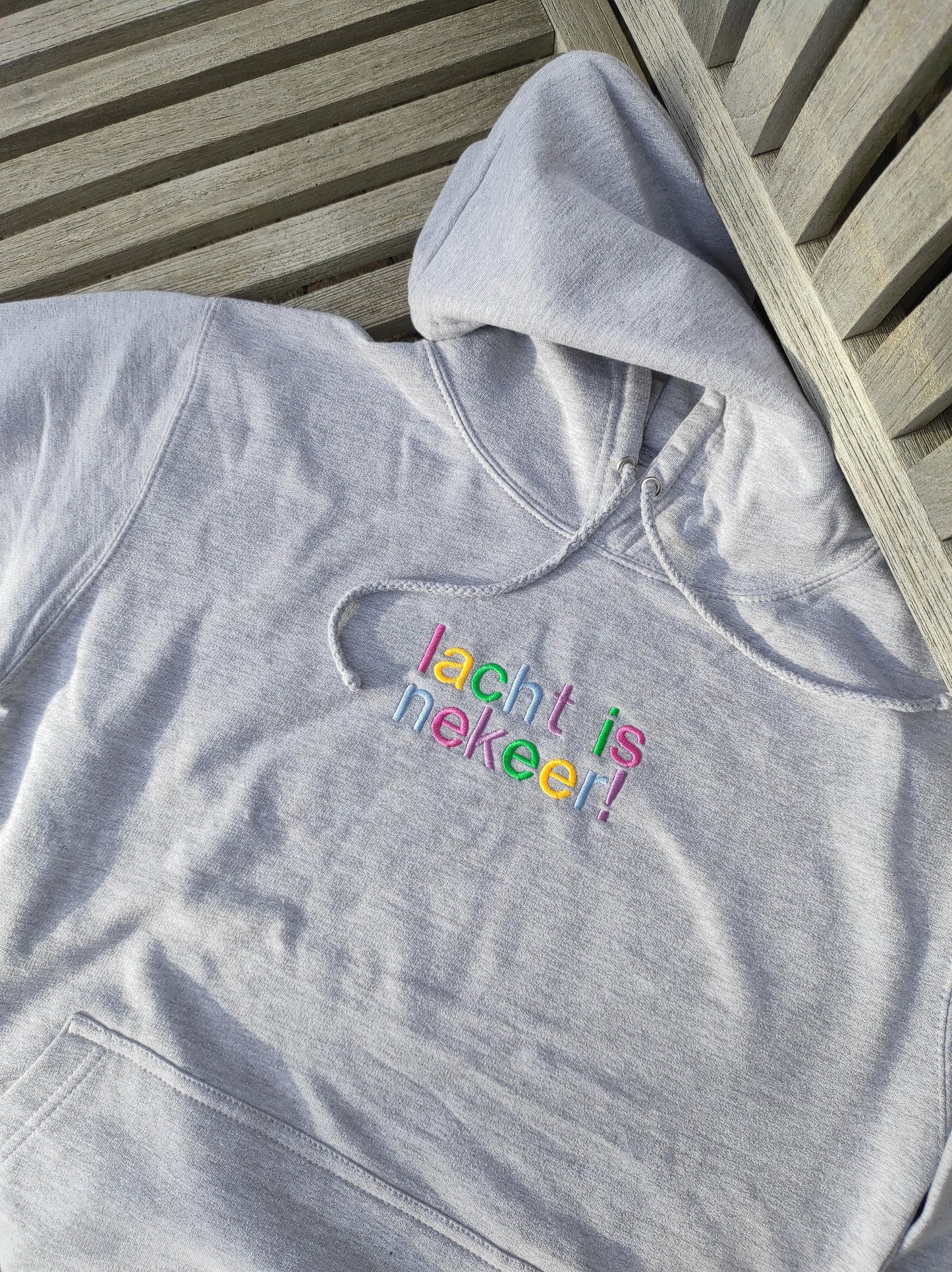 LACHT IS NEKEER hoodie