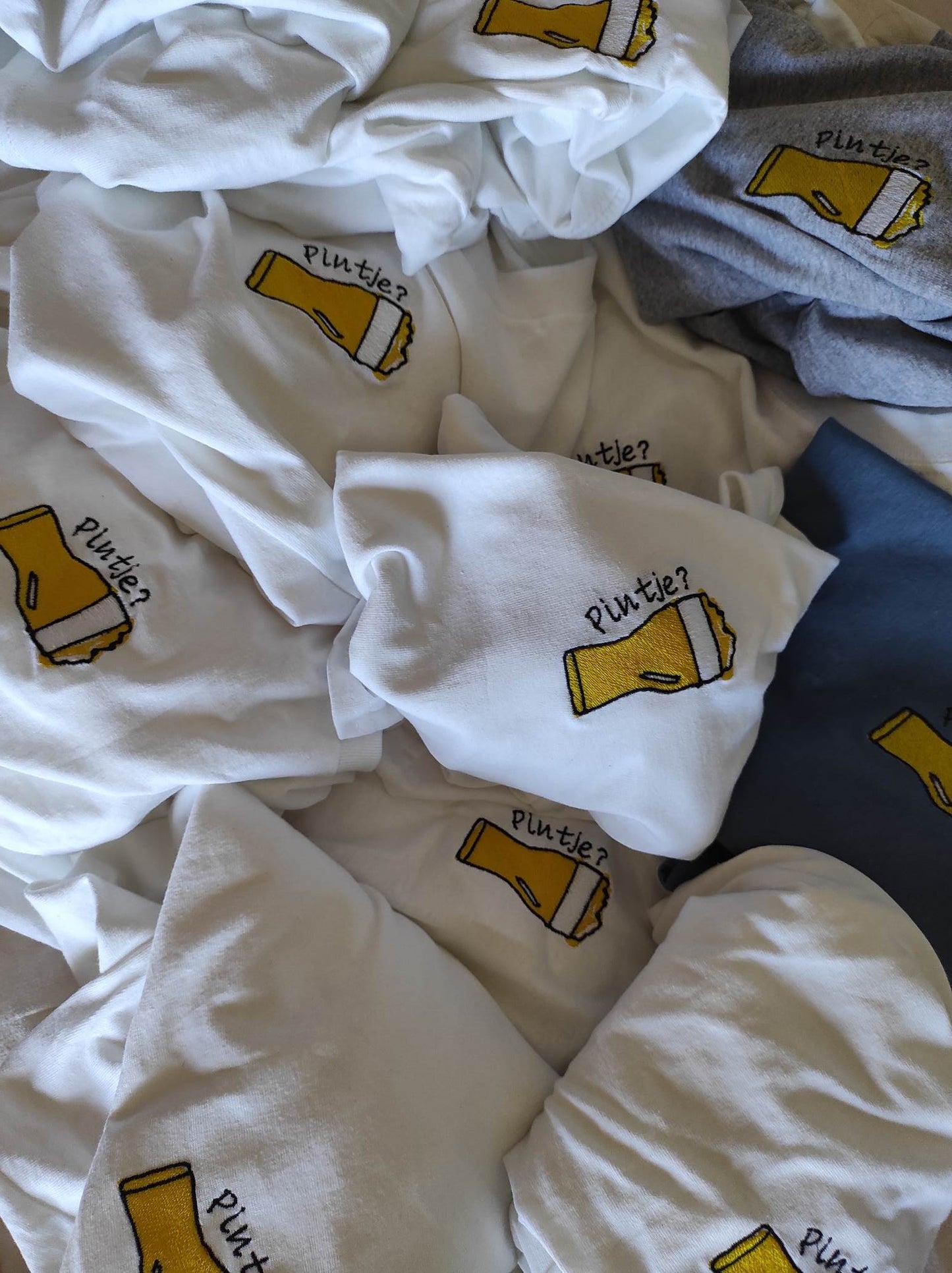 Wijntjes (roséke), cava of pintjes T-shirt