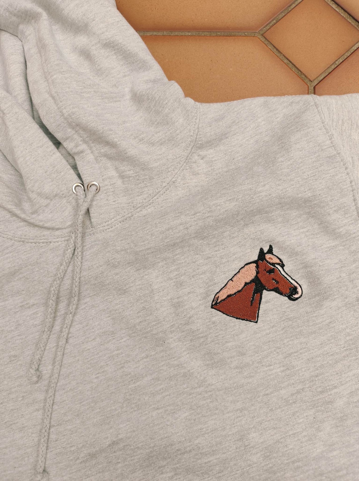 Geborduurde hoodie of sweater gepersonaliseerd